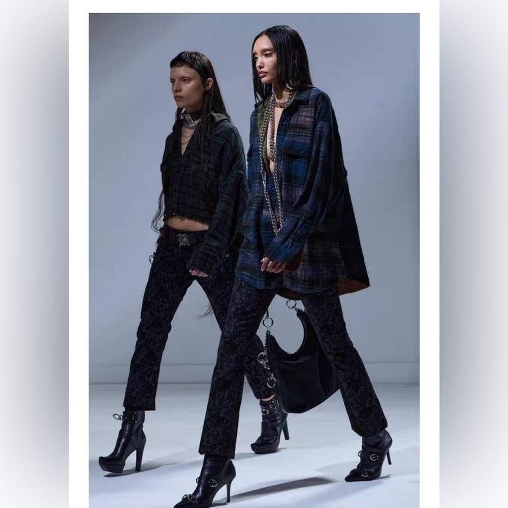 R13 Oversized boyfriend shirt in Navy plaid blue from current season